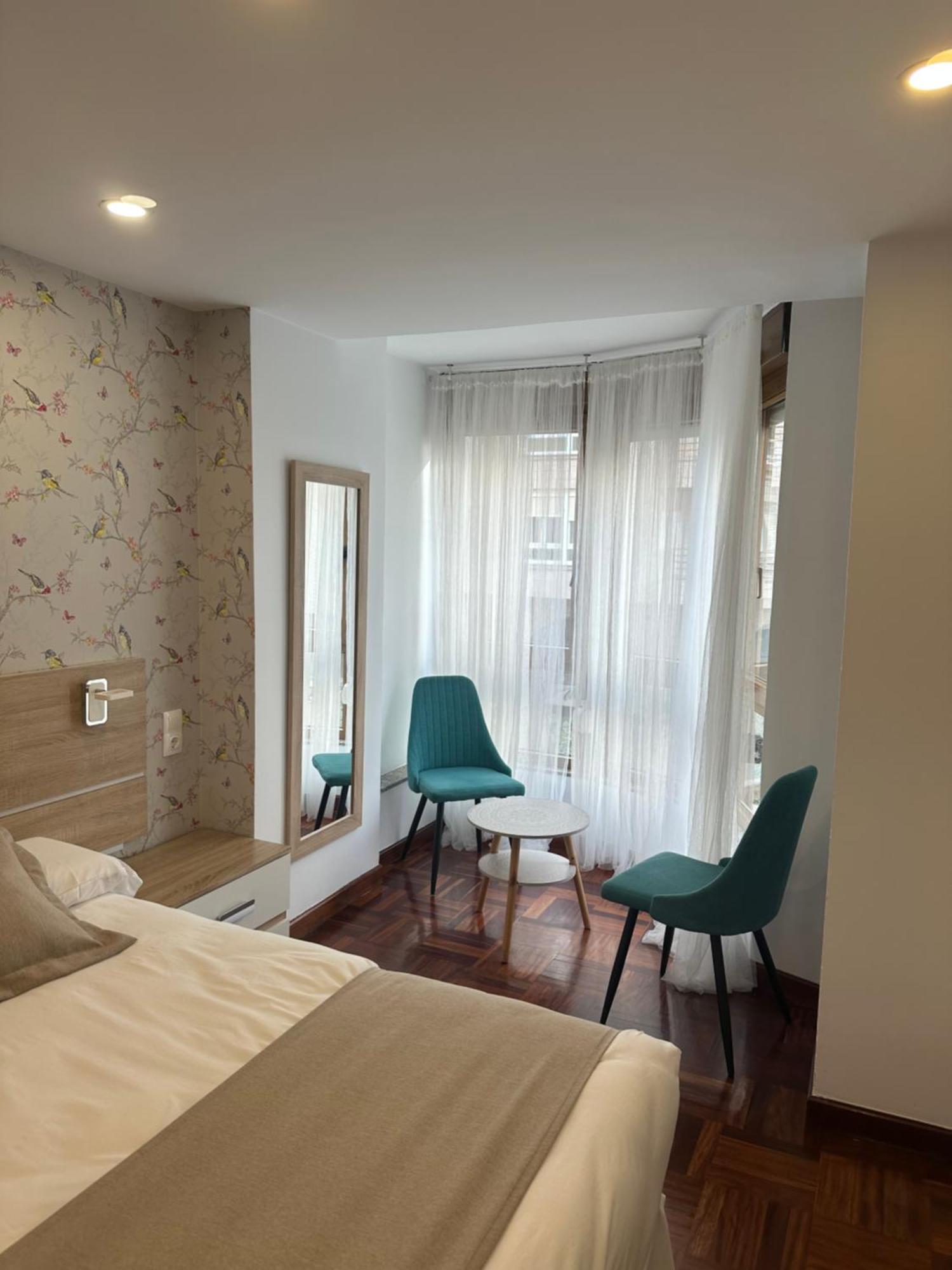 Large Double or Twin Room